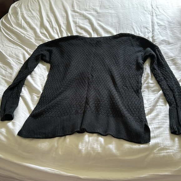 American Eagle sweater - Picture 3 of 3